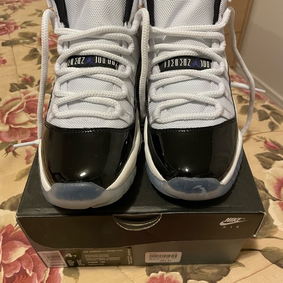 Air Jordan Retro - Picture 3 of 3